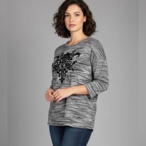 Almost Famous Gray & Black Space Dye Top - NWT - Size M